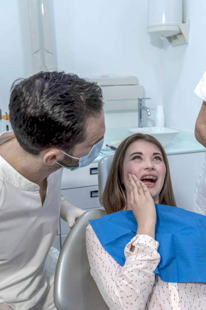 Best Dentist for Tooth Abscess  in Myrtle Grove, FL